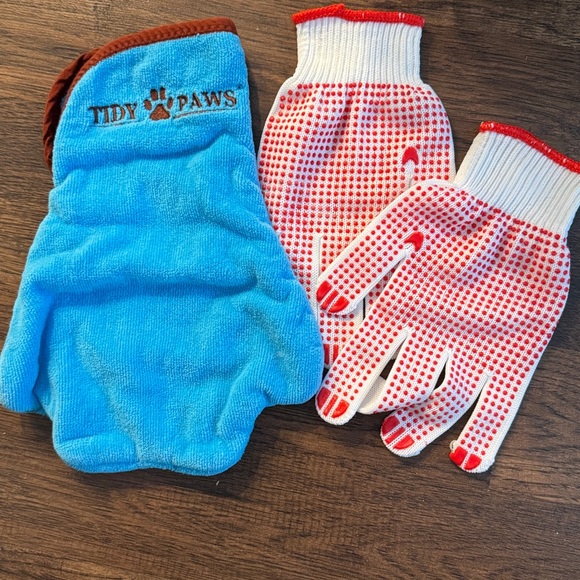 Tidy Paws Pet Drying Mitt. - Picture 1 of 12